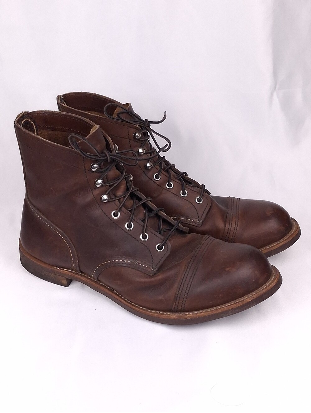 Red Wing Iron Ranger 6" Boots Amber Harness Leather Vibram sole style 8111